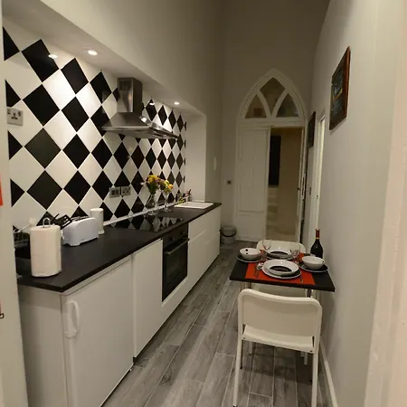 Paulos Aparthotel Valletta