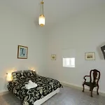 Paulos 4*