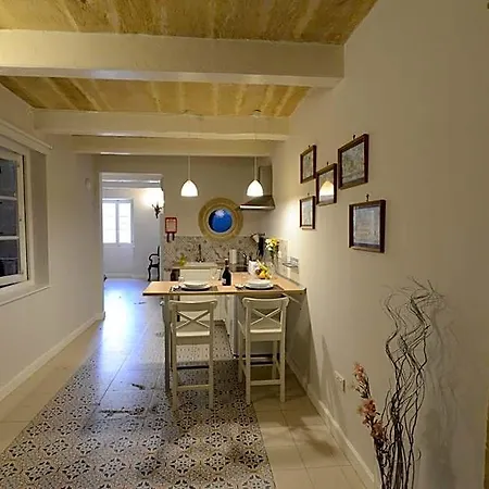 Paulos Aparthotel