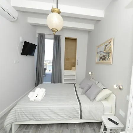 Apartmanhotel Paulos 4*