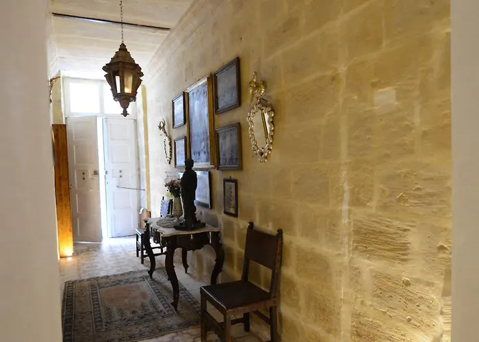 Lejlighedshotel Paulos 4*